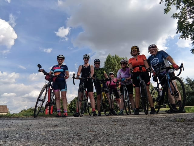 An image of happy cyclists.