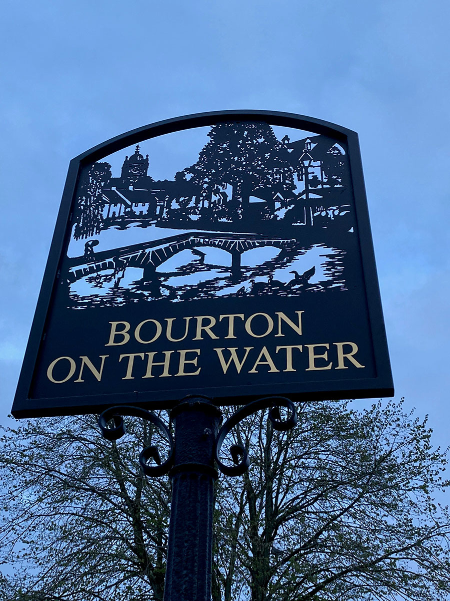 An image of a town sign.
